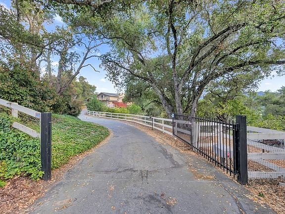 3rd image of 8855 El Matador Dr