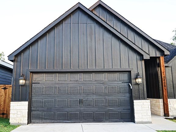 4th image of 2400 Irion Ave