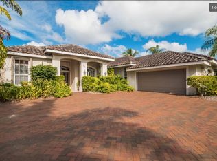 299 1st Ave S, Naples, FL 34102