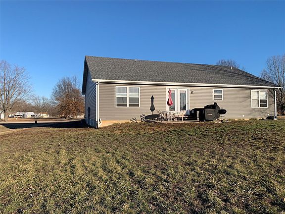 4th image of 111 Kosark Rd