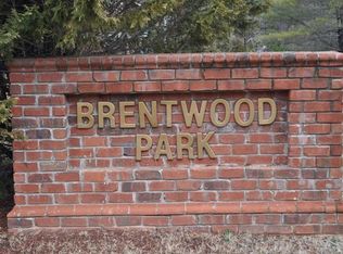 975 Brentwood Park Ln, Rural Hall, NC 27045
