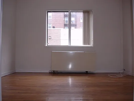 Rented by Bahar Management | media 14