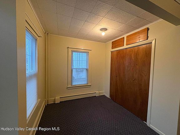 4th image of 590B Kiersted Ave