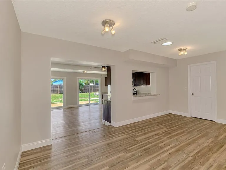 5520 Hayden Blvd — Photo 13