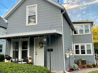 90 Alpine St, Dubuque, IA 52001