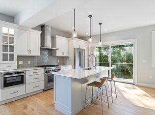 30 Cate St #18, Portsmouth, NH 03801
