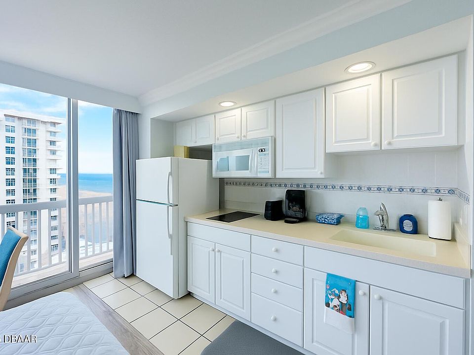 2nd image of 2700 N Atlantic Ave #1014