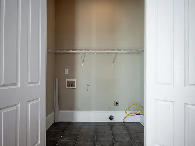 83 Charter Oak Dr — Photo 21