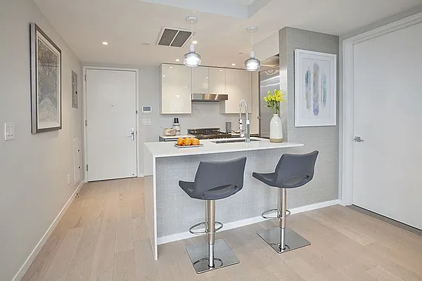 Sold by Chase Global Realty Corp | media 9