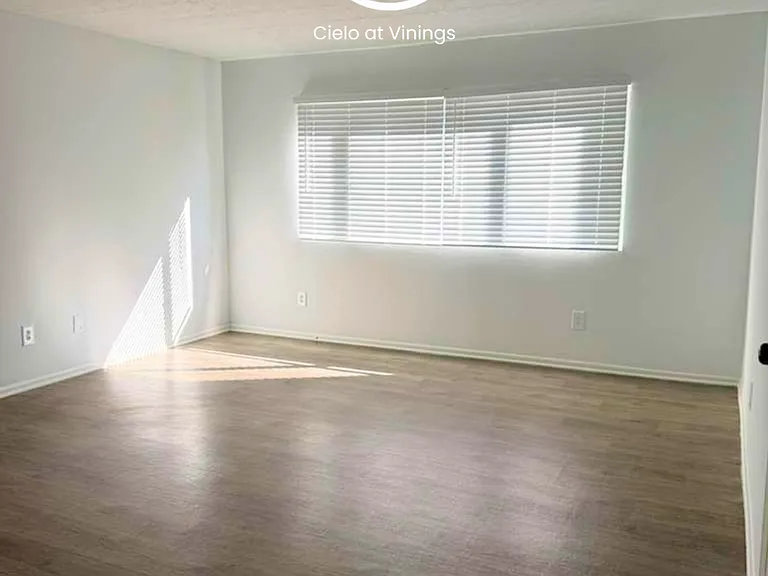 Premium Living at Cielo at Vinings - Pool, Gym & More! — Photo 27