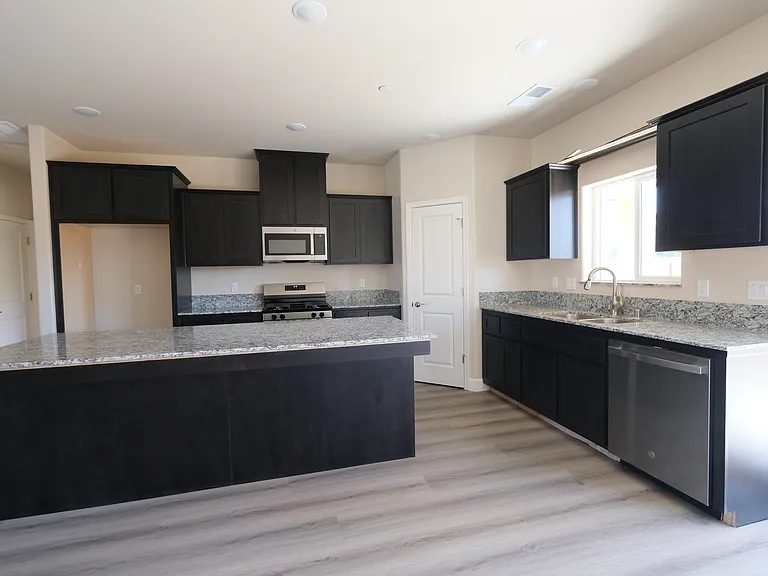 804 N Palm St — Photo 2