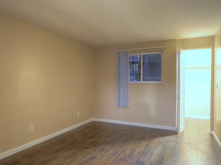 14515 NE 32nd St — Photo 5