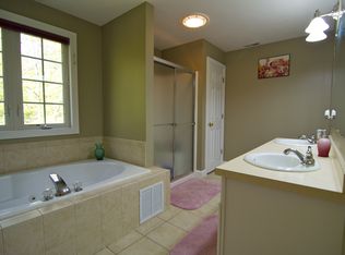 284 S Quinsigamond Ave, Shrewsbury, MA 01545