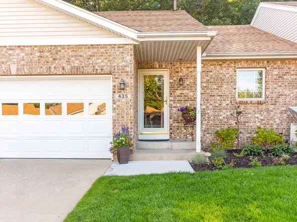 435 Amity Ln, Douglas, MI 49406
