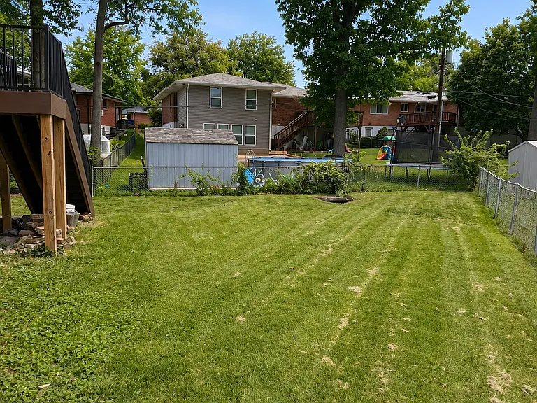 9843 Briarstone Dr — Photo 33