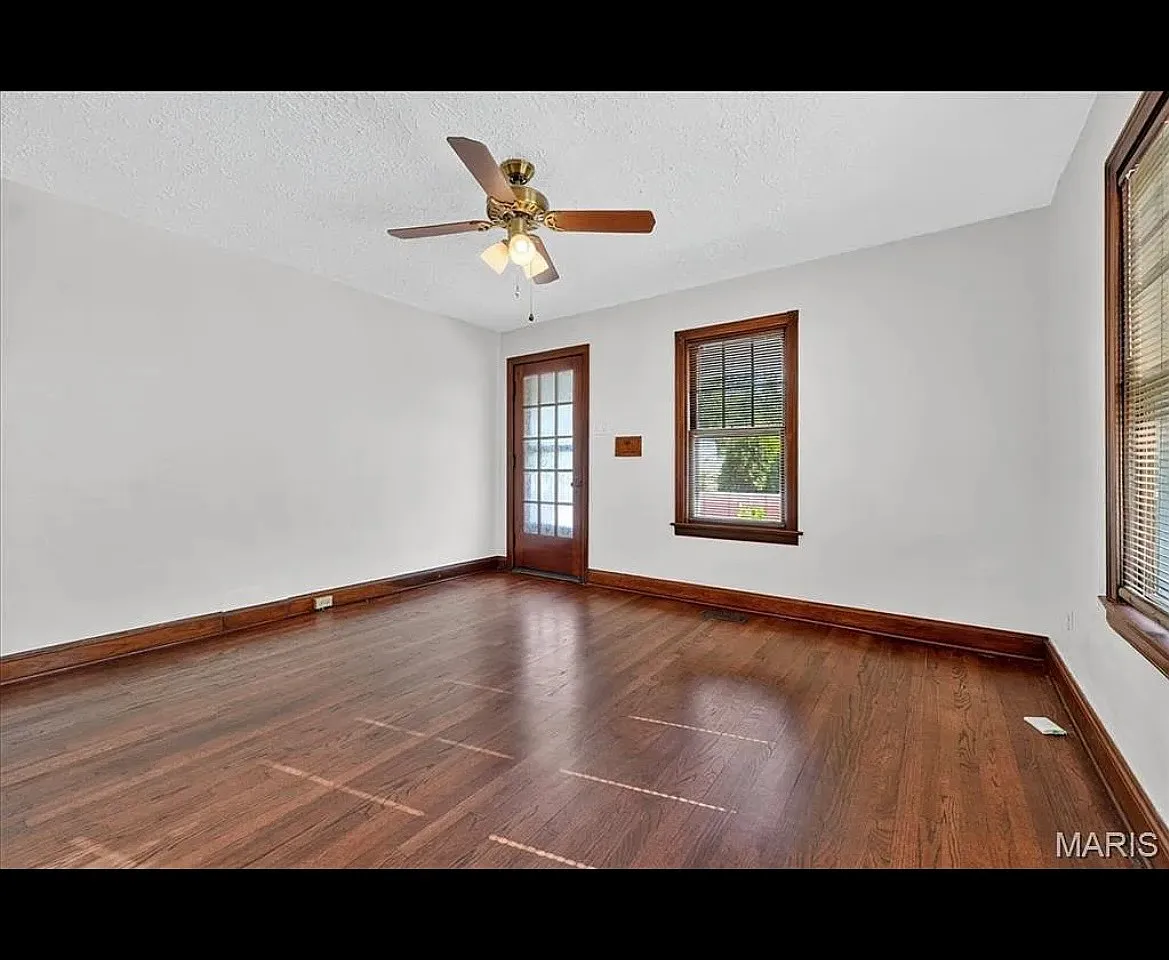 Building Photo - 7114 Drury Ln