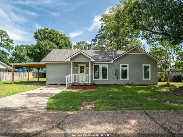 301 Leslie St, Denham Springs, LA 70726