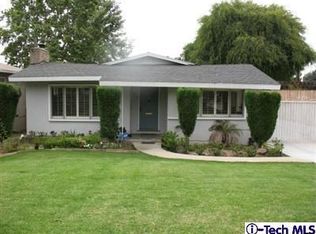 2216 New York Dr, Altadena, CA 91001