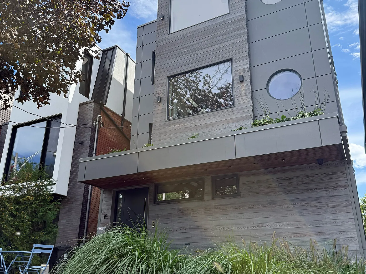 4 bed, $15,000 — Photo 2