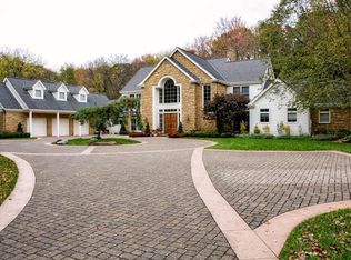 30 Sweet Water Ln, Pittsburgh, PA