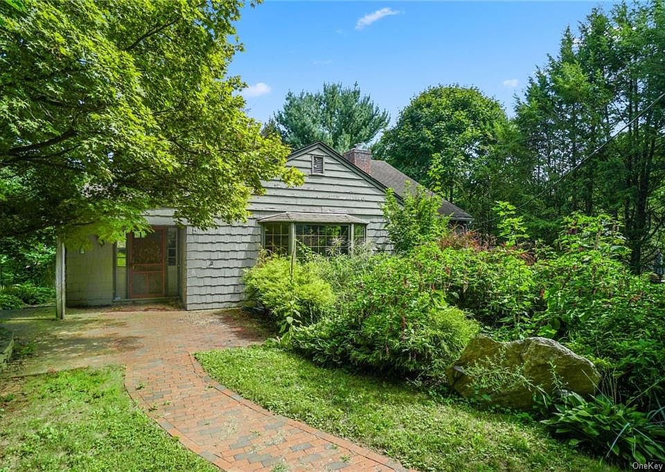 1st image of 107 Choate Ln