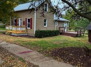 316 Frazer St, Mound City, MO 64470