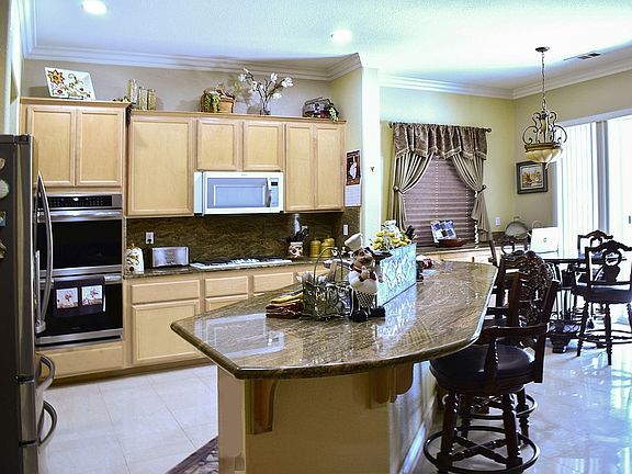 Kitchen and Dinette