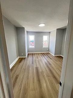 747 E Locust Ave — Photo 24