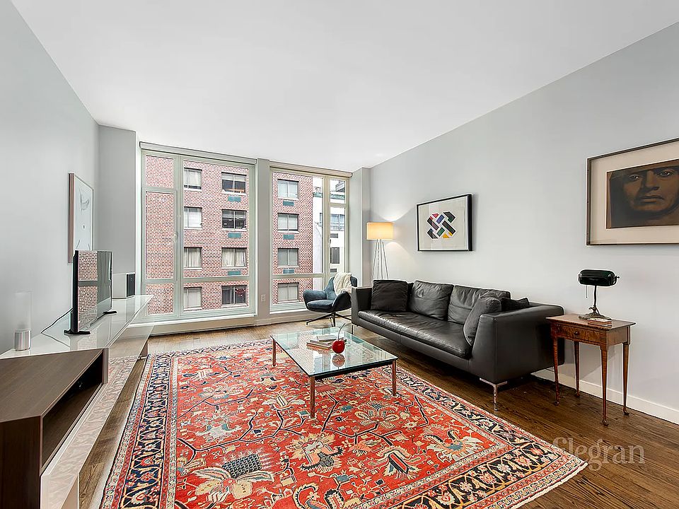 133 West 22nd Street, Apartments for rent in Chelsea