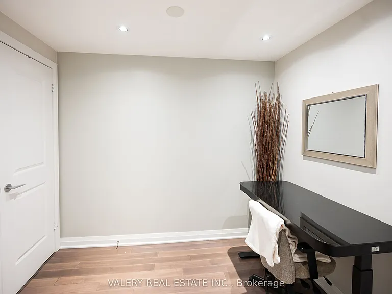 1055 Southdown Rd #201 — Photo 6