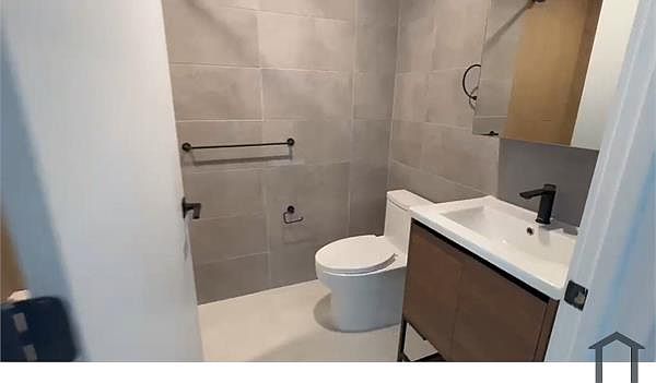 2nd image of 354 E 194th St #2A