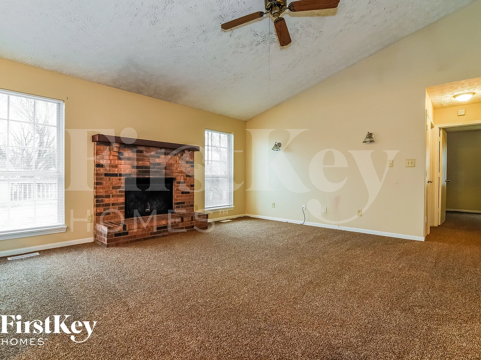 3 bed, 2.0 bath, 1248 sqft, $1,620 — Photo 4