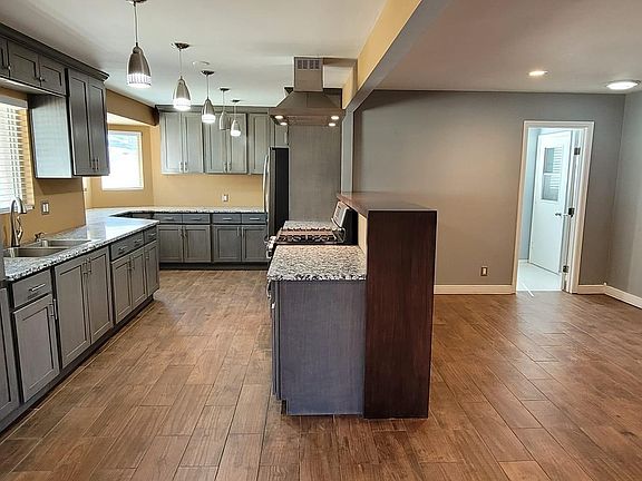 3rd image of 9031 El Dorado Dr