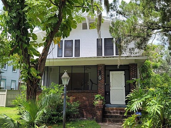 2nd image of 518 Oak Ave