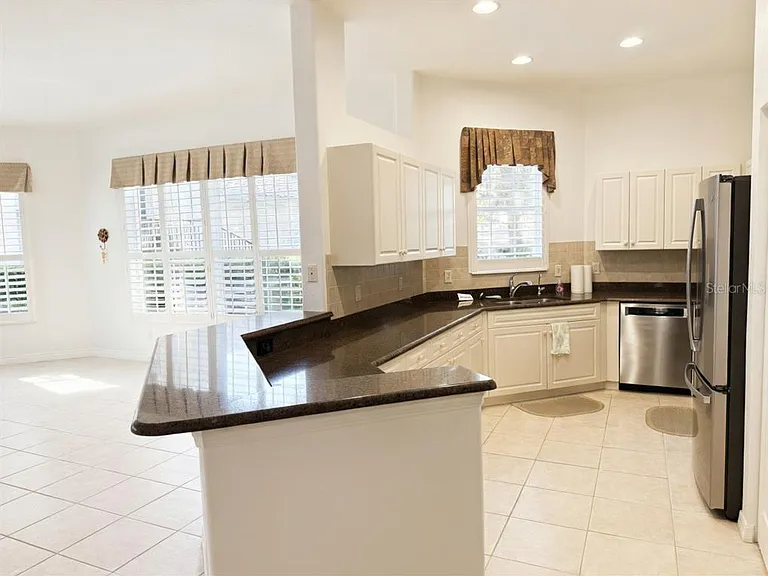 1802 Triano Cir #1802 — Photo 7