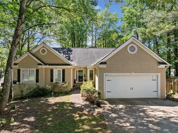 614 Springharbor Dr, Woodstock, GA 30188