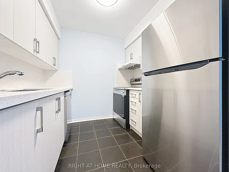 35 Empress Ave #2108 — Photo 10