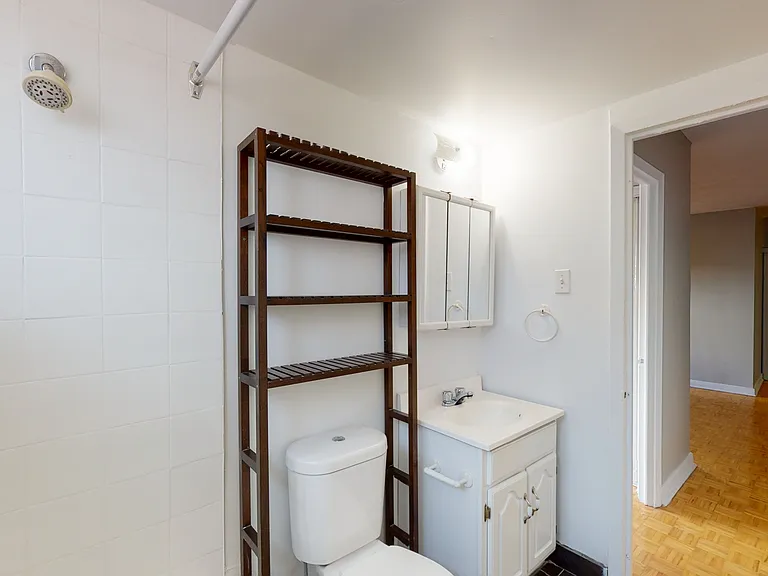 335 Cooper St — Photo 40
