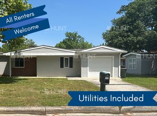 8 Washington Dr, Havelock, NC 28532