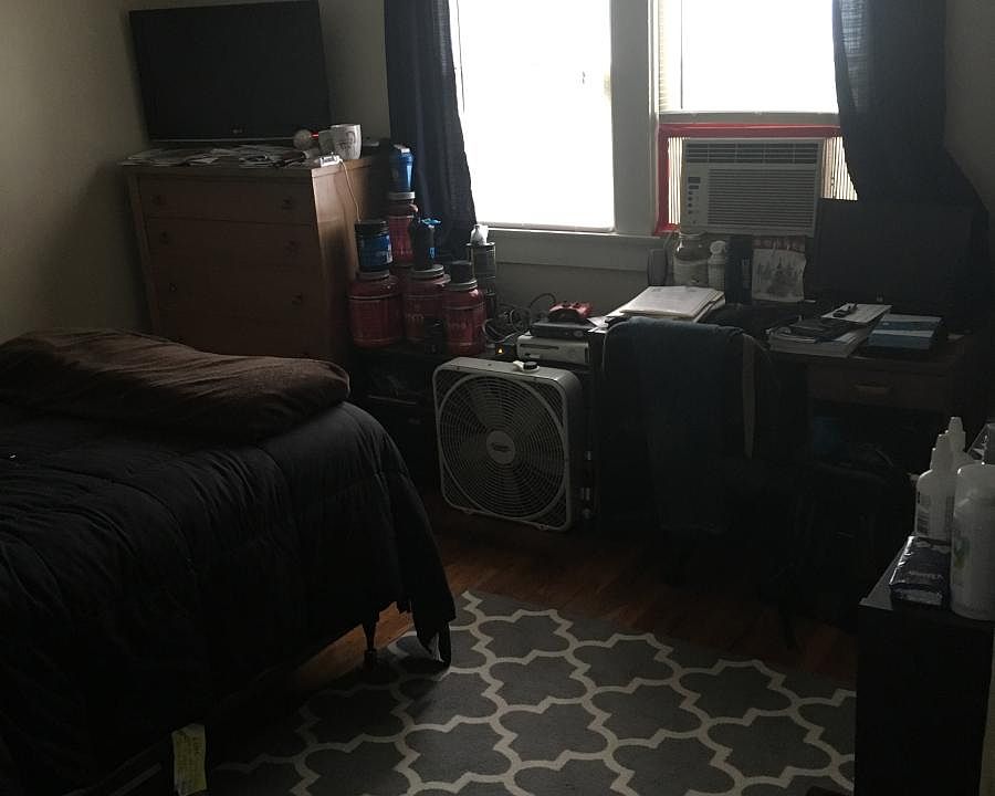 1st image of 522 E Tompkins St