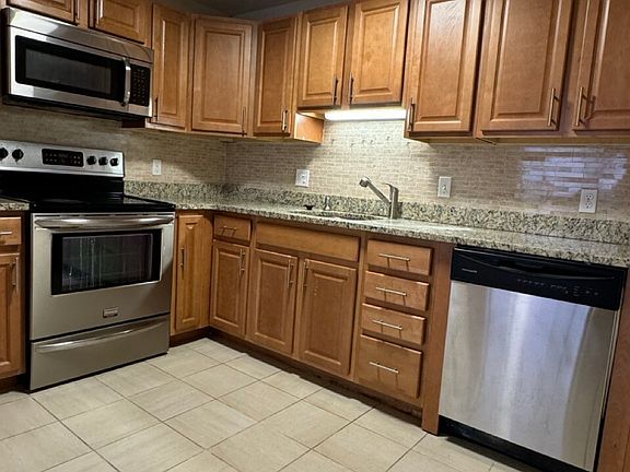 2nd image of 224 Babcock St #17