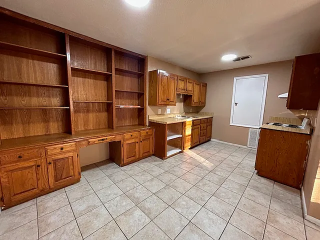 3513 Glenda Ave — Photo 7