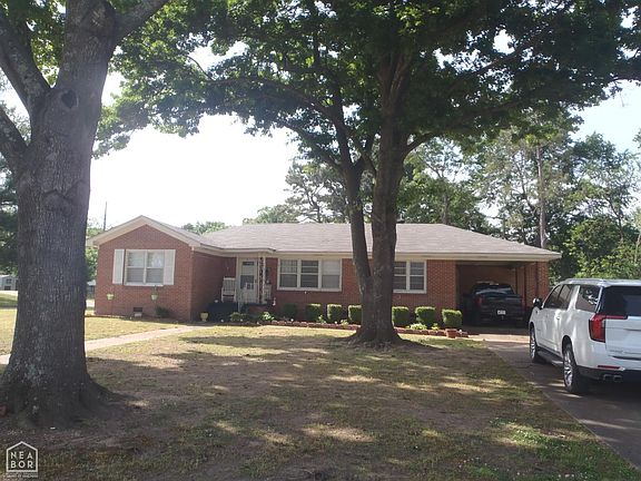 2nd image of 718 Josephine St