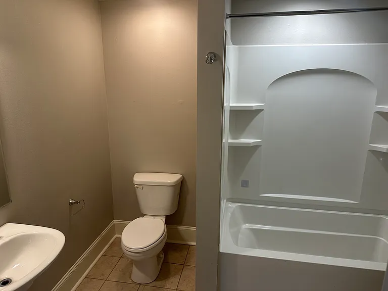 2 Monticello Village Dr #204 — Photo 6