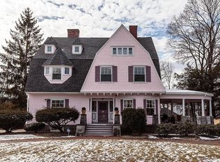 86 Bacon St, Winchester, MA 01890