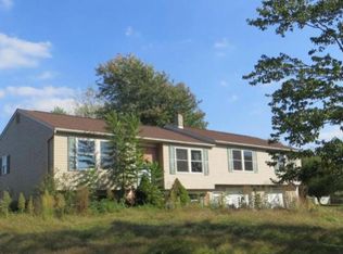 40 Scheller Rd, New Providence, PA 17560