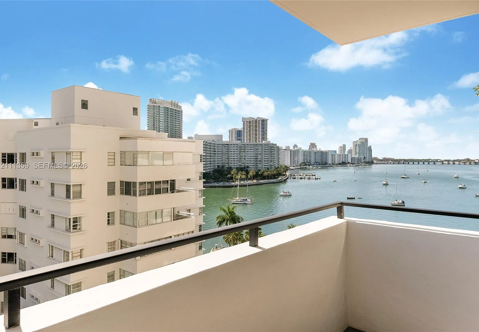 Costa Brava Condo — Photo 4