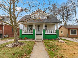 27110 Wager St, Flat Rock, MI 48134