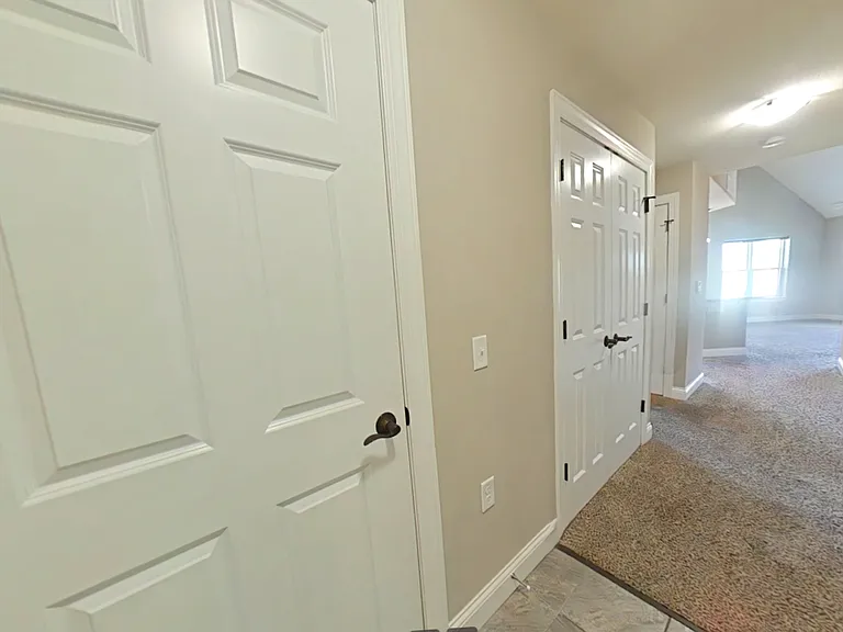 Delafield Woods Apartments — Photo 78