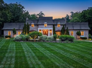 21 Baldwin Rd, Saddle River, NJ 07458